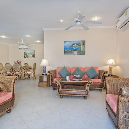 Butterfly Garden Boutique Residences Large Luxury Apts And Villas A Lifetsyle Destination By Neang, Everything You Need All Right Here 1-3 Bedrooms 110 To 190 Sq Mtrs, 2 Full Bathrooms, Rain Shower, Spa Bath, Bbq, Free Wifi, Staff 24-7, Close To Beac Pattaya Buitenkant foto