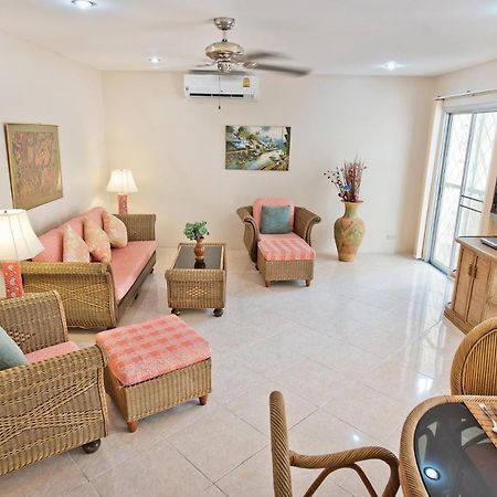 Butterfly Garden Boutique Residences Large Luxury Apts And Villas A Lifetsyle Destination By Neang, Everything You Need All Right Here 1-3 Bedrooms 110 To 190 Sq Mtrs, 2 Full Bathrooms, Rain Shower, Spa Bath, Bbq, Free Wifi, Staff 24-7, Close To Beac Pattaya Buitenkant foto