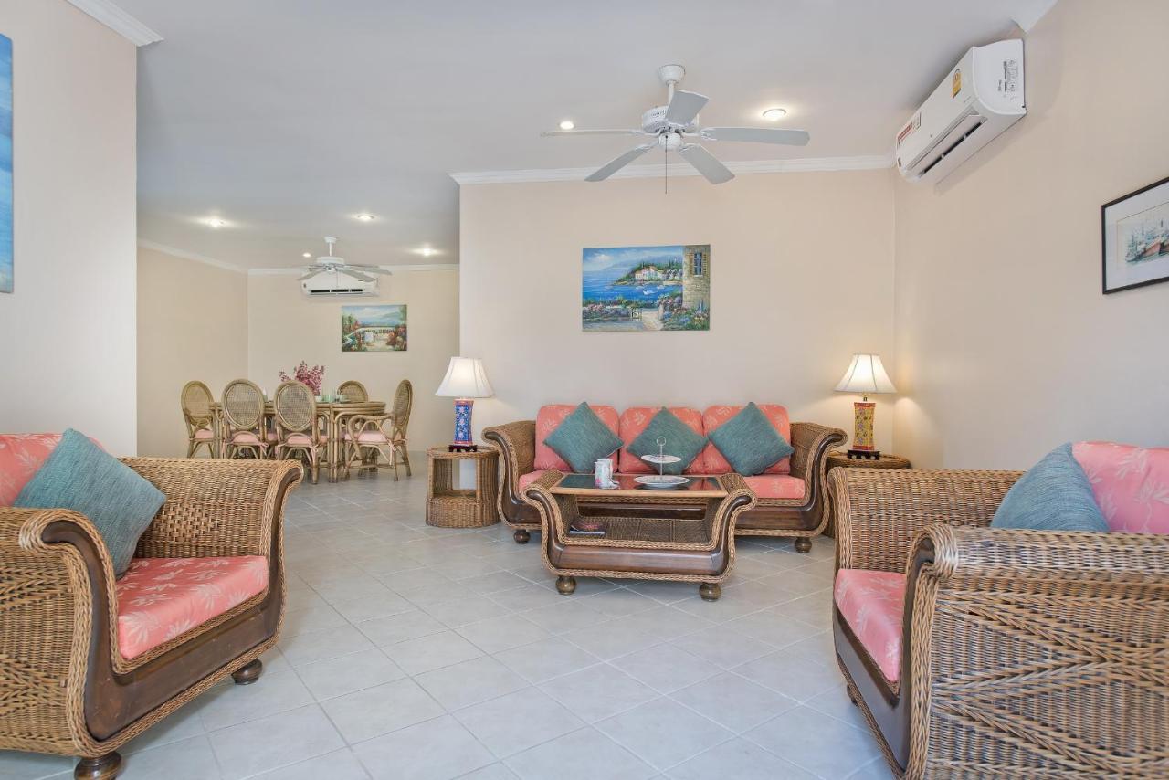 Butterfly Garden Boutique Residences Large Luxury Apts And Villas A Lifetsyle Destination By Neang, Everything You Need All Right Here 1-3 Bedrooms 110 To 190 Sq Mtrs, 2 Full Bathrooms, Rain Shower, Spa Bath, Bbq, Free Wifi, Staff 24-7, Close To Beac Pattaya Buitenkant foto