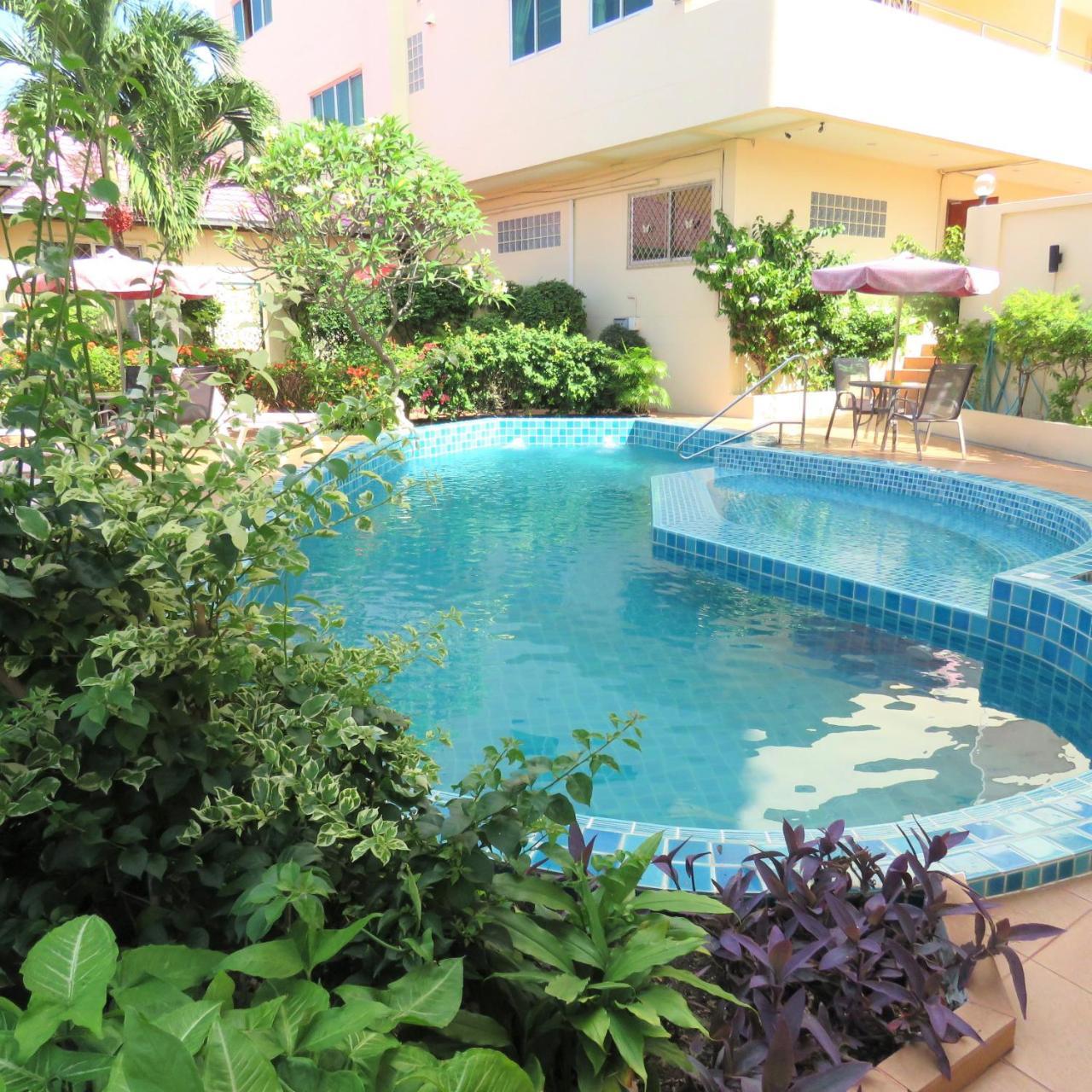 Butterfly Garden Boutique Residences Large Luxury Apts And Villas A Lifetsyle Destination By Neang, Everything You Need All Right Here 1-3 Bedrooms 110 To 190 Sq Mtrs, 2 Full Bathrooms, Rain Shower, Spa Bath, Bbq, Free Wifi, Staff 24-7, Close To Beac Pattaya Buitenkant foto